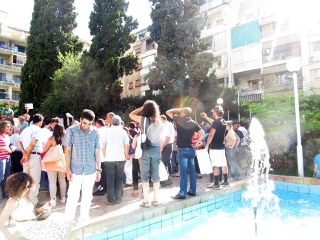 Photo1